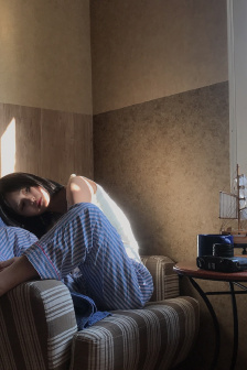 打扑克又疼又叫激烈运动